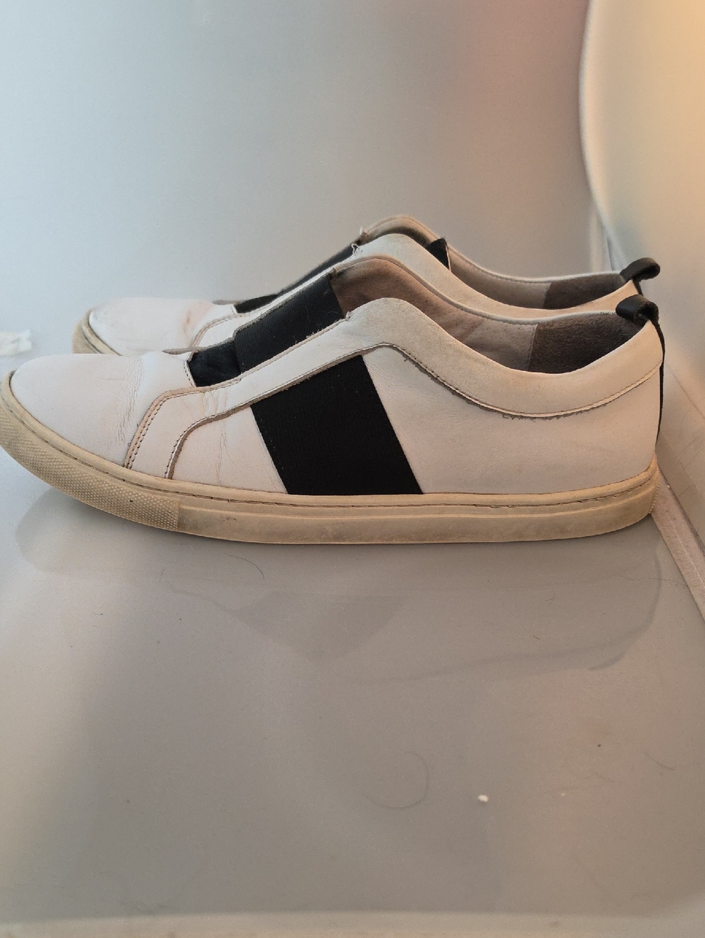 Men's White Slip-On Sneakers with Dark Navy Side Panel